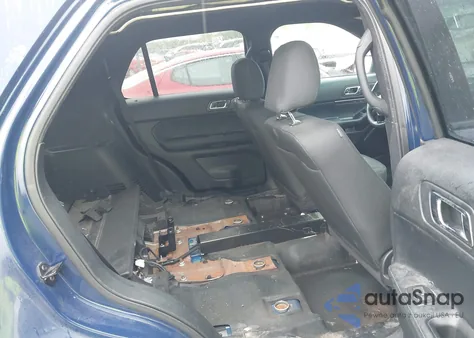 2017 Ford Police Interceptor z USA, uszkodzony, nr VIN 1FM5K8AT3HGC25647